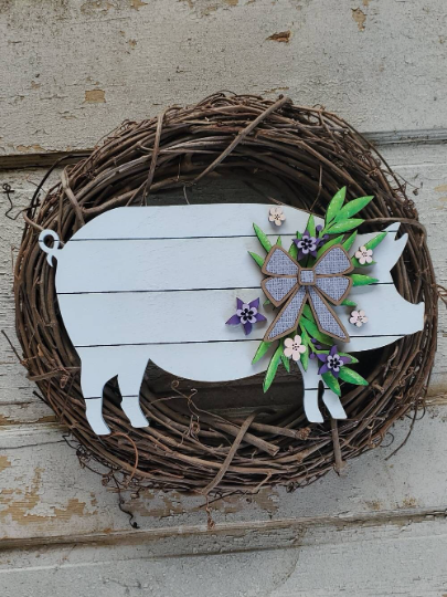 Farmhouse Shiplap Pig Door Hanger